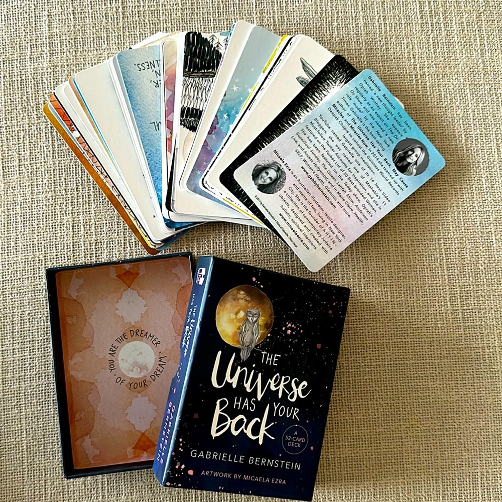 The Universe has your Back Cards. 52 Inspiring Messages